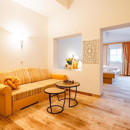 Landhotel Hubengut Bed And Breakfast Radstadt Exterior photo